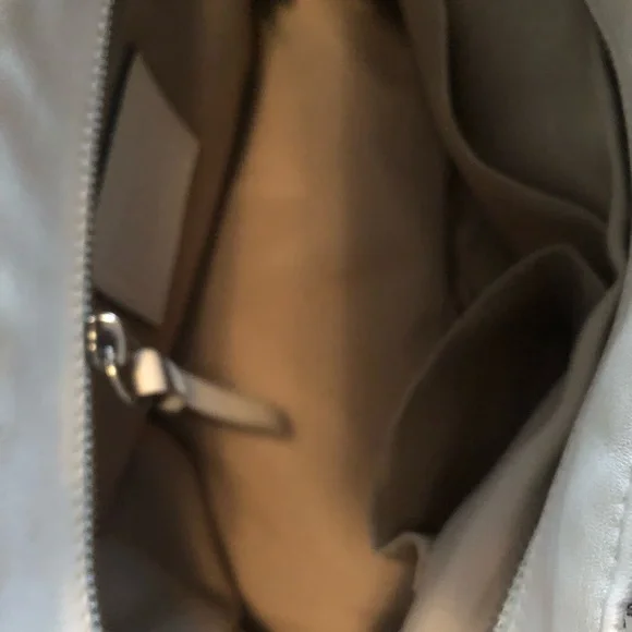 White leather, Authentic Coach bag. Excellent pre-owned condition. - Picture 6 of 6